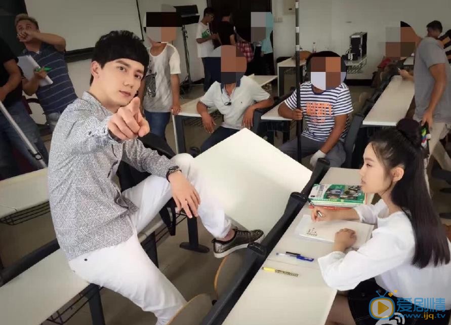 张嘉生活照 张嘉高清写真_张嘉高清剧照