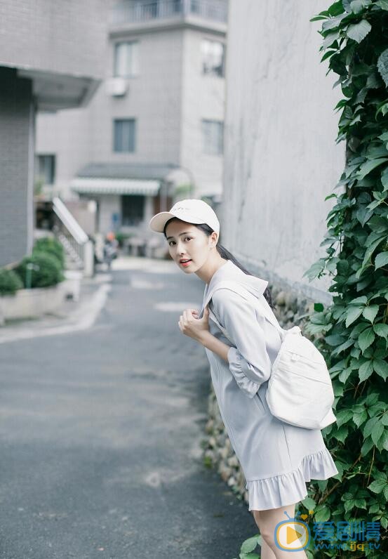 白鹿街拍写真 白鹿高清写真_白鹿高清剧照