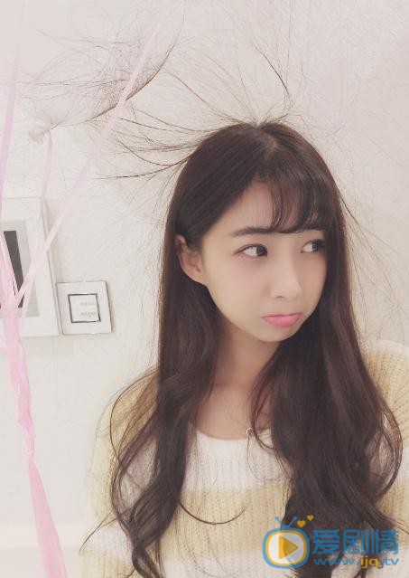戚蓝尹生活照 戚蓝尹高清写真_戚蓝尹高清剧照