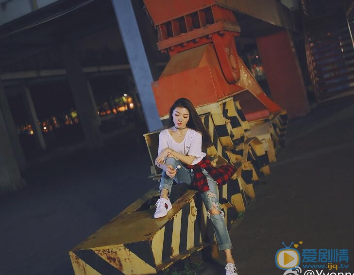 程晓玥街拍写真 程晓玥高清写真_程晓玥高清剧照
