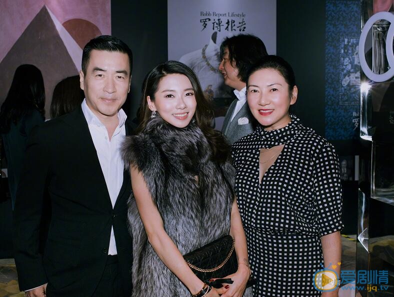 程晓玥时装周看秀 程晓玥高清写真_程晓玥高清剧照