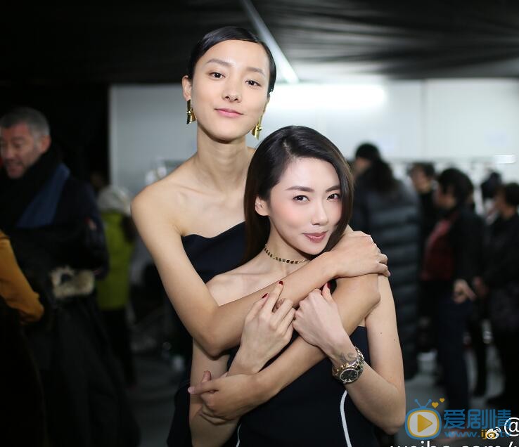程晓玥时装周看秀 程晓玥高清写真_程晓玥高清剧照