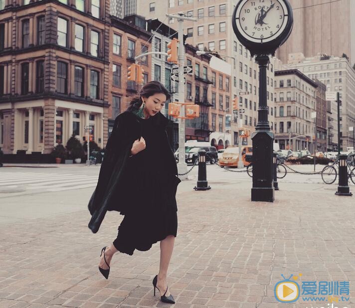程晓玥时装周看秀 程晓玥高清写真_程晓玥高清剧照
