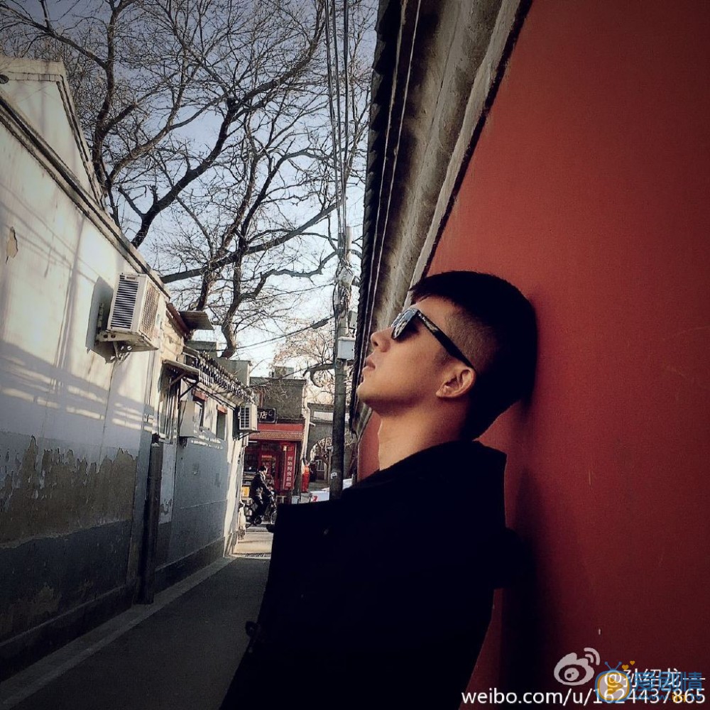 孙绍龙旅行照 孙绍龙高清写真_孙绍龙高清剧照