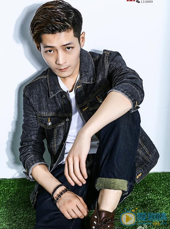 郑龙写真 郑龙高清写真_郑龙高清剧照