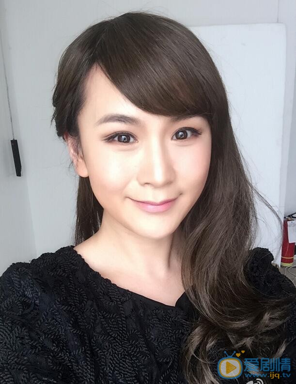 洛葳生活照 洛葳高清写真_洛葳高清剧照