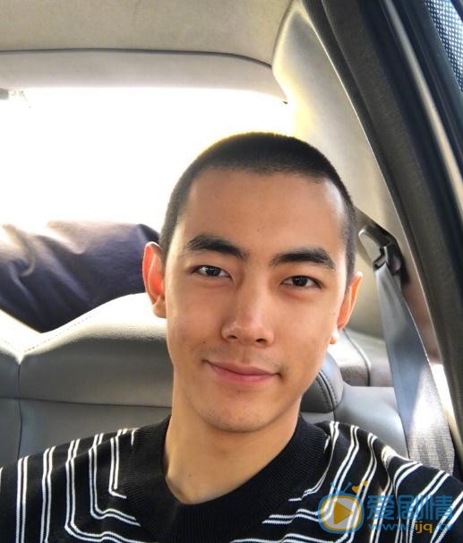 纪凌尘生活照 纪凌尘高清写真_纪凌尘高清剧照