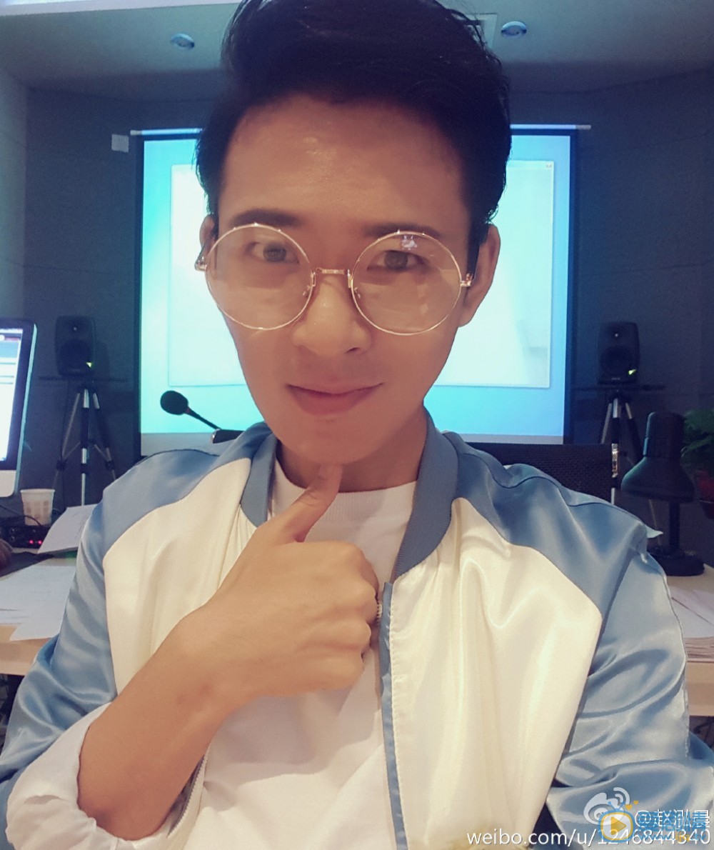 赵泓晨生活照 赵泓晨高清写真_赵泓晨高清剧照