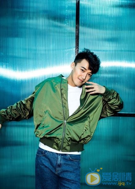 王帅街拍写真 王帅高清写真_王帅高清剧照