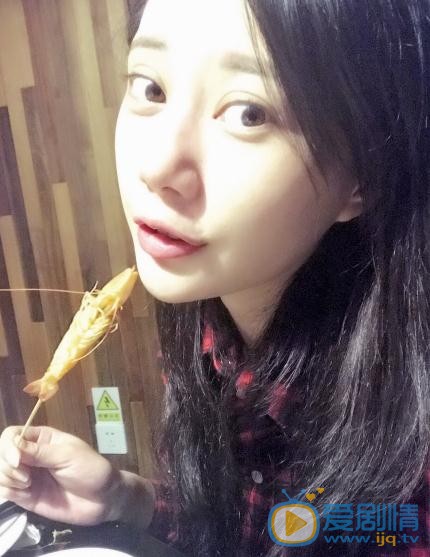 李夏佩生活照 李夏佩高清写真_李夏佩高清剧照