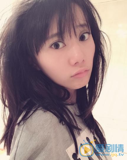 李夏佩生活照 李夏佩高清写真_李夏佩高清剧照