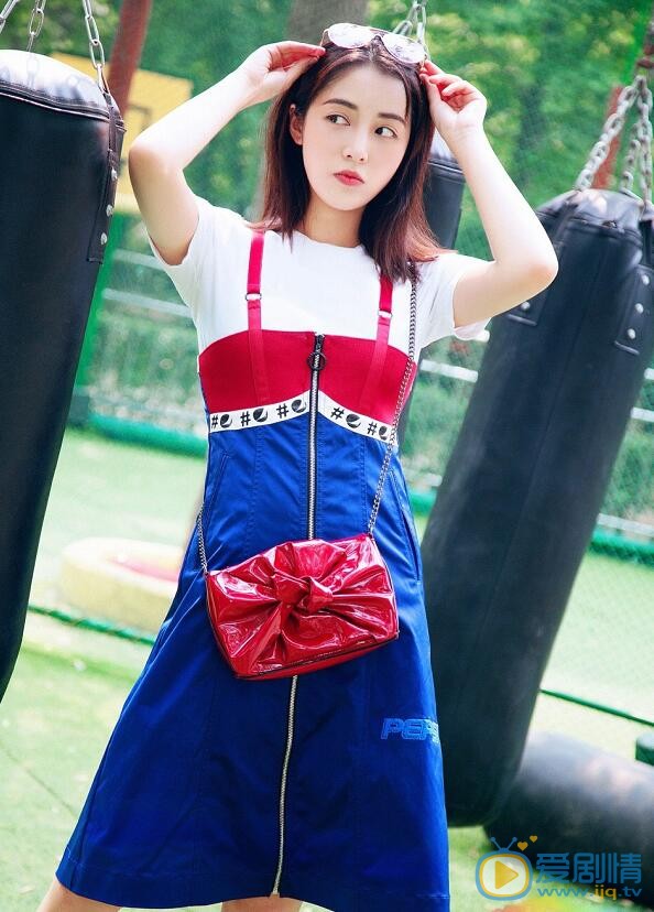 王俐丹夏日写真 王俐丹高清写真_王俐丹高清剧照