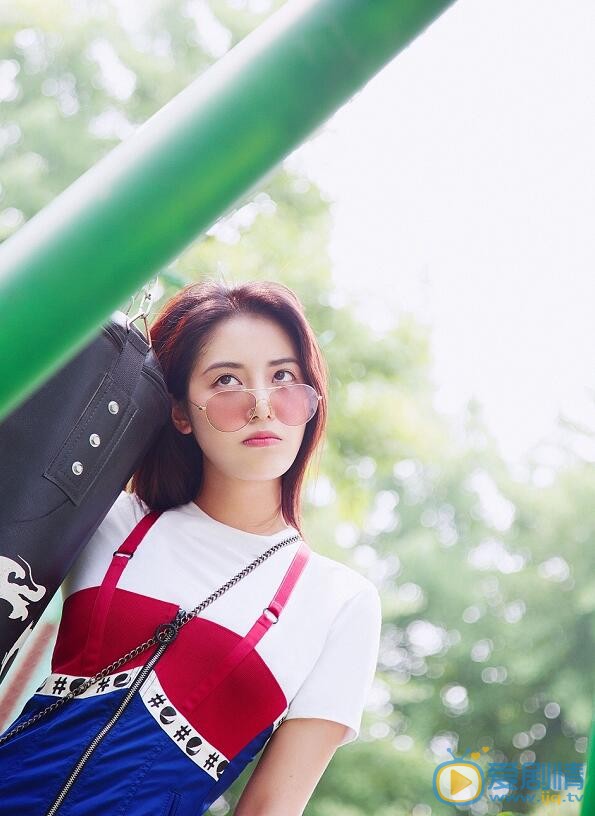 王俐丹夏日写真 王俐丹高清写真_王俐丹高清剧照