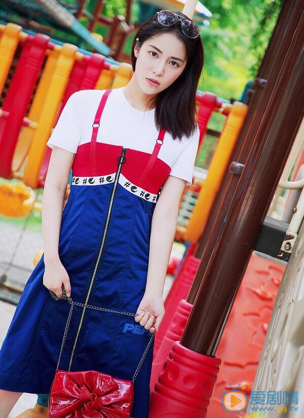 王俐丹夏日写真 王俐丹高清写真_王俐丹高清剧照