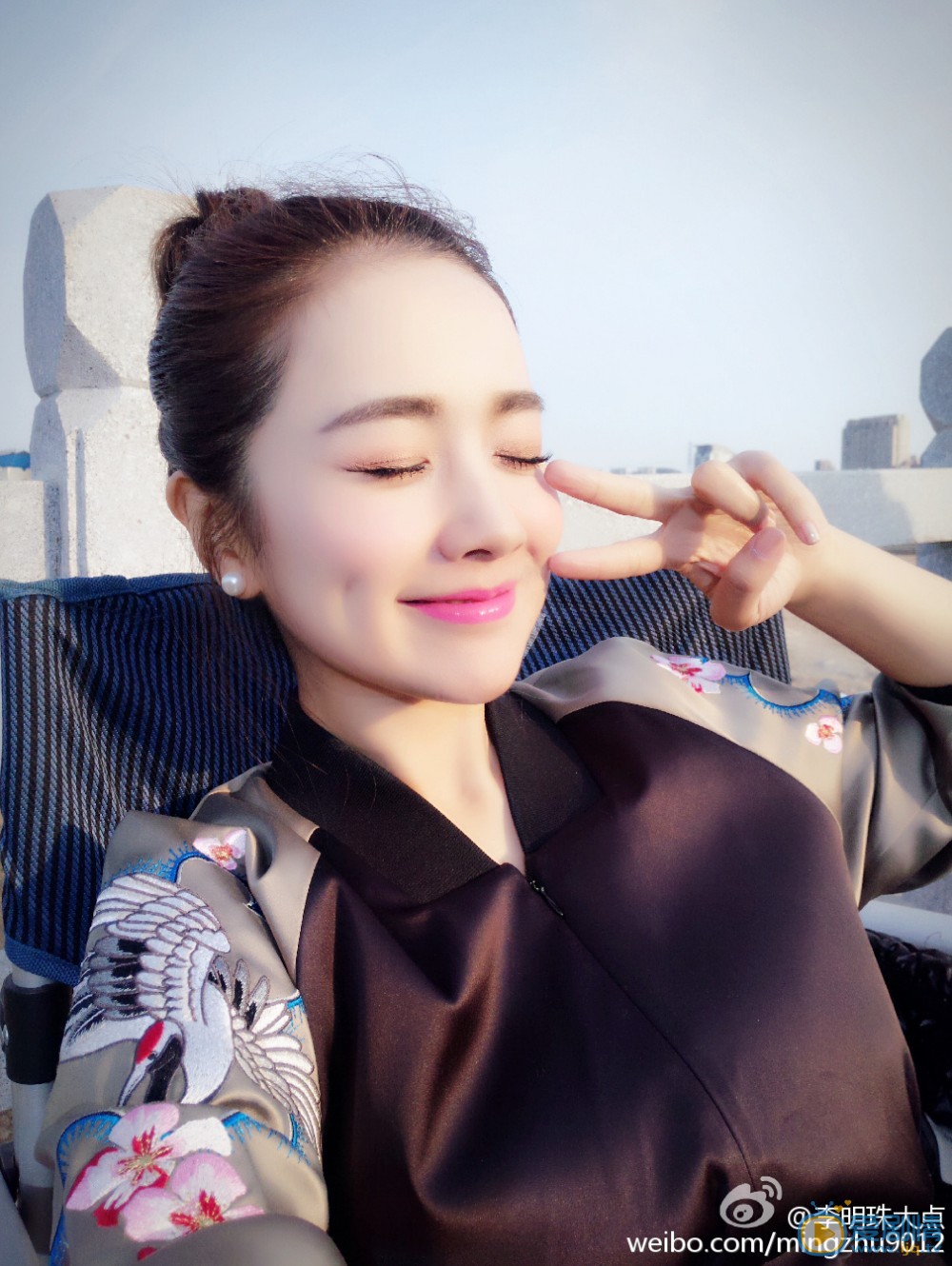李明珠生活照 李明珠高清写真_李明珠高清剧照