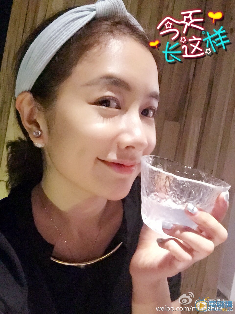 李明珠生活照 李明珠高清写真_李明珠高清剧照
