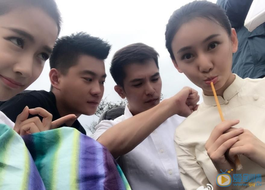 李明珠卖萌照 李明珠高清写真_李明珠高清剧照