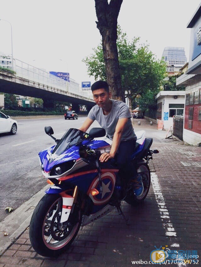 何达生活照 何达高清写真_何达高清剧照