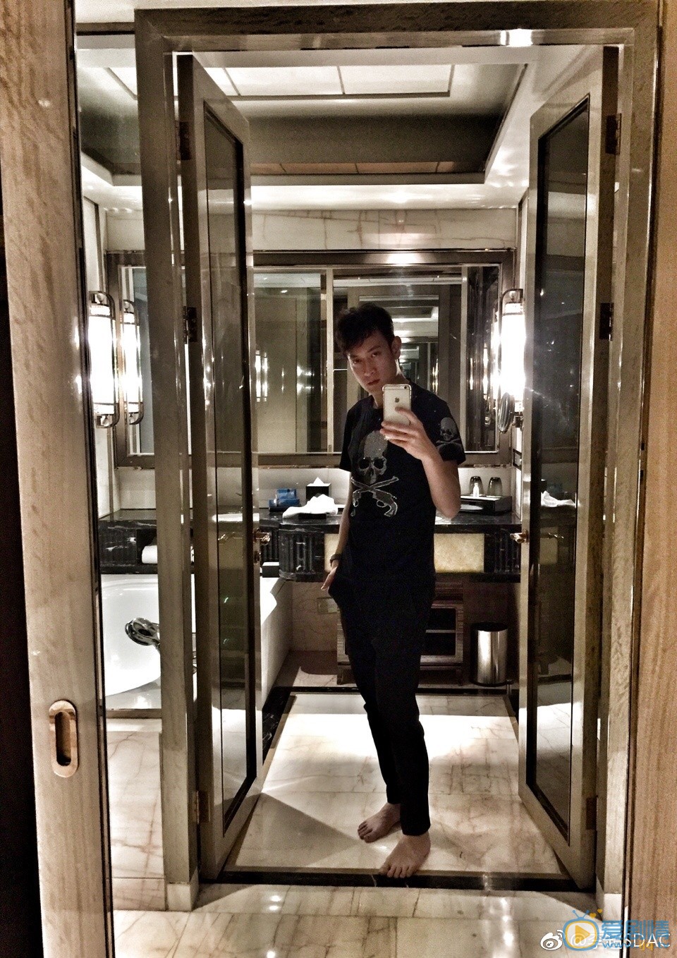 李超生活照 李超高清写真_李超高清剧照
