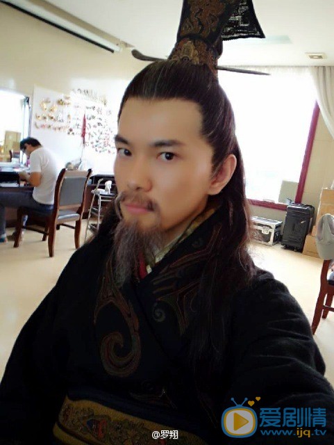 罗翔片场照 罗翔高清写真_罗翔高清剧照