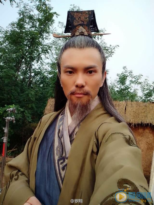 罗翔片场照 罗翔高清写真_罗翔高清剧照