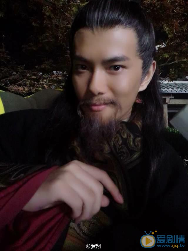 罗翔片场照 罗翔高清写真_罗翔高清剧照