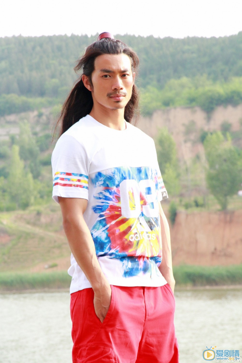 朱晓辉片场照 朱晓辉高清写真_朱晓辉高清剧照