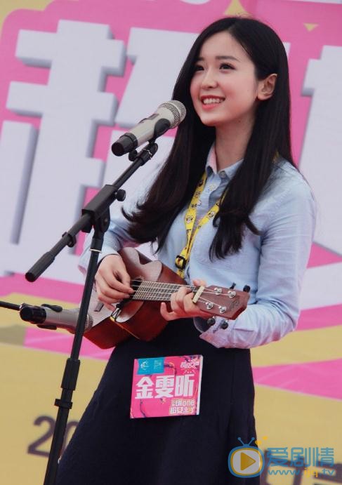 金雯昕《超级女声》比赛照 金雯昕高清写真_金雯昕高清剧照