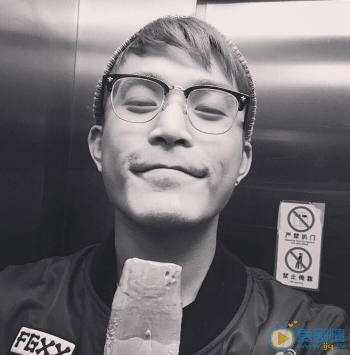 周耀生活照 周耀高清写真_周耀高清剧照
