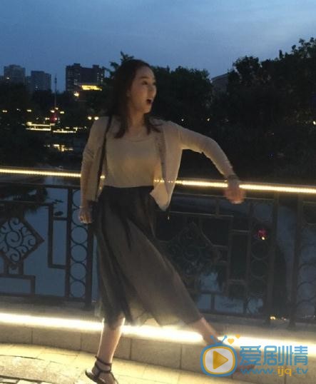 苑乔生活照 苑乔高清写真_苑乔高清剧照