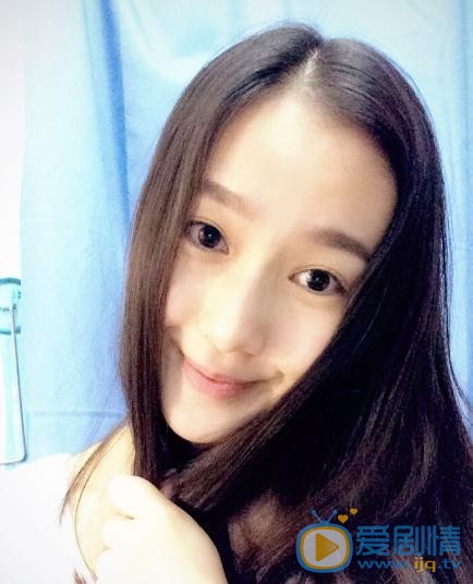 苑乔生活照 苑乔高清写真_苑乔高清剧照