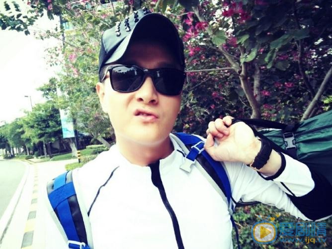 那些年我们正年轻梁玉强是谁演的？梁玉强扮演者夏凡个人资料、写真及生活照欣赏