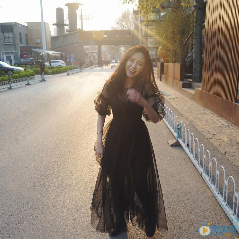 赵慧仙时尚街拍 赵慧仙高清写真_赵慧仙高清剧照