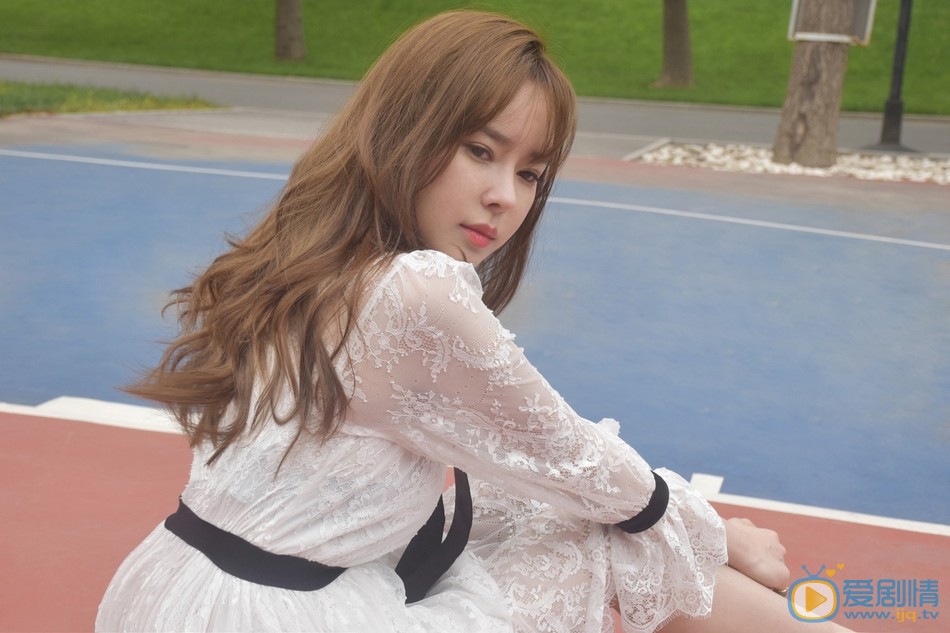 赵慧仙时尚街拍 赵慧仙高清写真_赵慧仙高清剧照