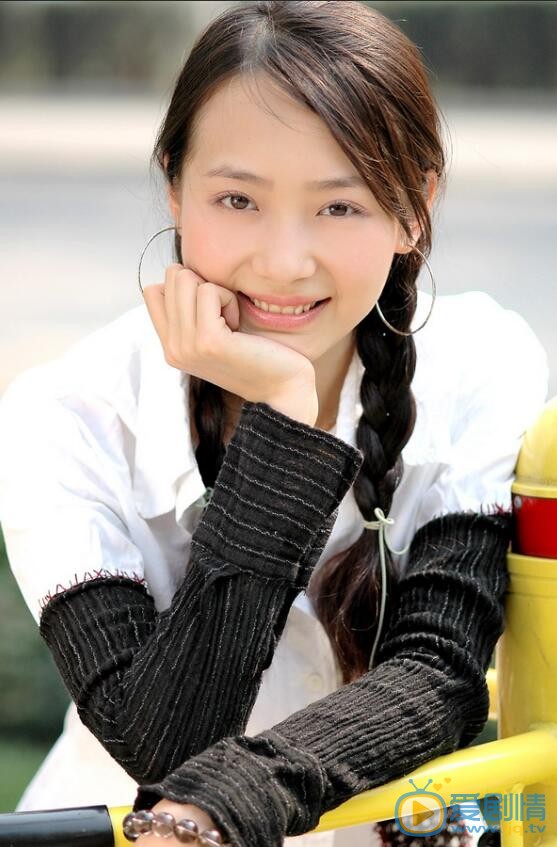 曲栅栅清纯写真 曲栅栅高清写真_曲栅栅高清剧照