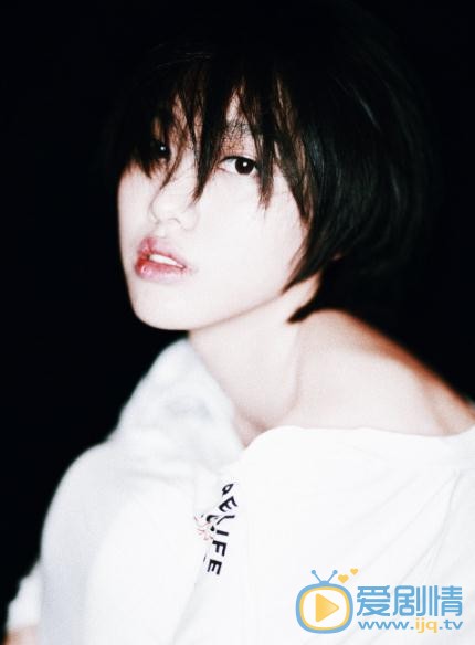 邹元清气质写真 邹元清高清写真_邹元清高清剧照