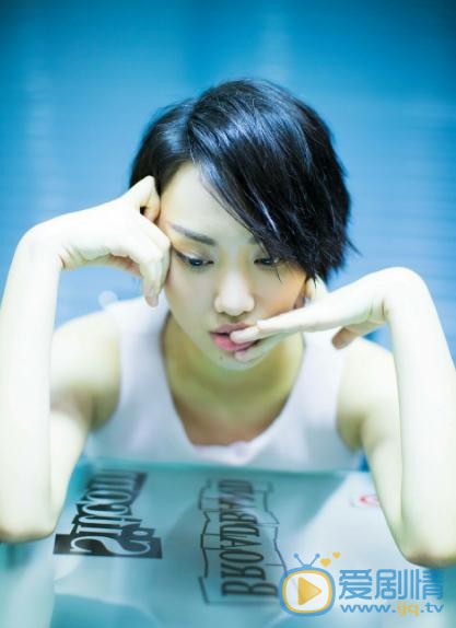 邹元清随性街拍 邹元清高清写真_邹元清高清剧照