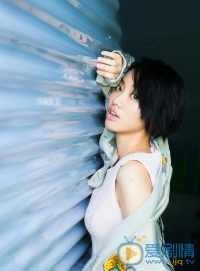 邹元清随性街拍 邹元清高清写真_邹元清高清剧照