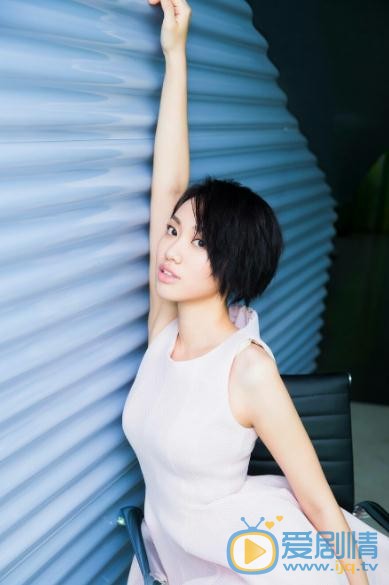 邹元清随性街拍 邹元清高清写真_邹元清高清剧照