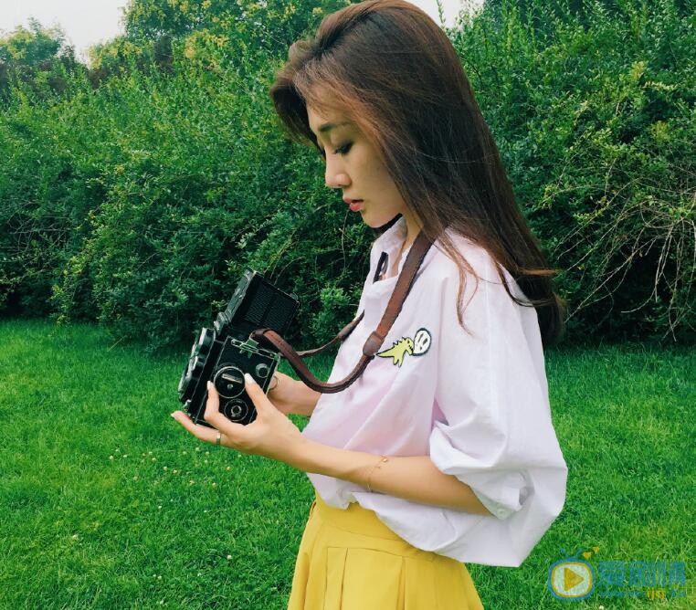 李小娇街拍写真 李小娇高清写真_李小娇高清剧照
