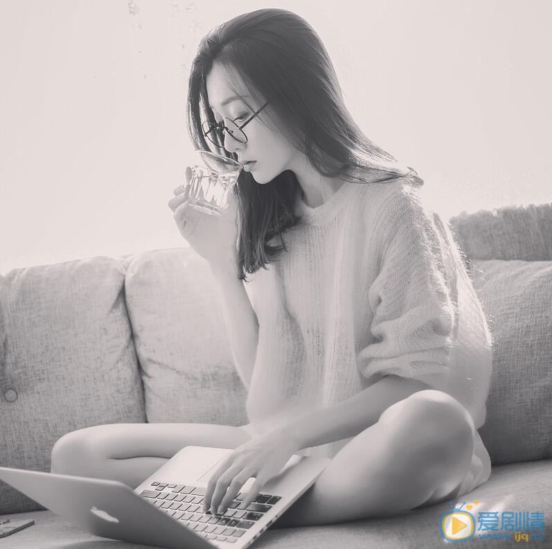 李小娇生活照 李小娇高清写真_李小娇高清剧照