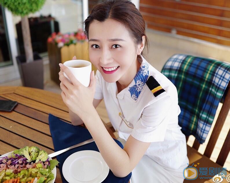 李小娇军装照 李小娇高清写真_李小娇高清剧照