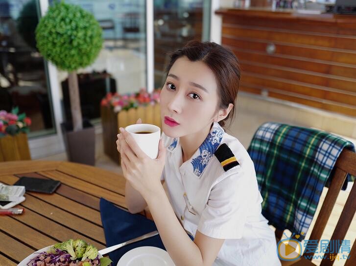 李小娇军装照 李小娇高清写真_李小娇高清剧照