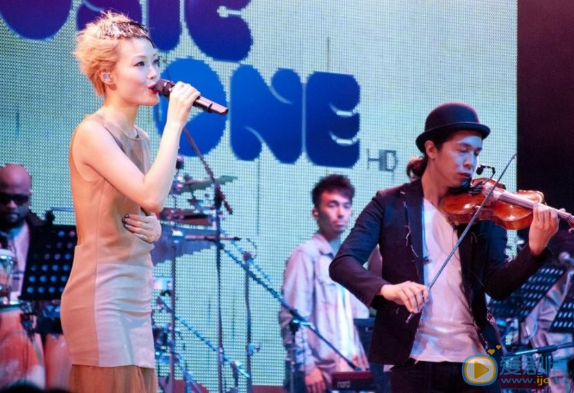 容祖儿演唱会 容祖儿高清写真_容祖儿高清剧照