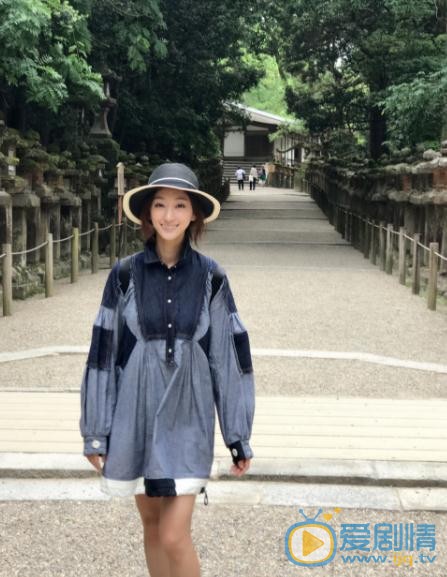 张宇菲旅游照 张宇菲高清写真_张宇菲高清剧照