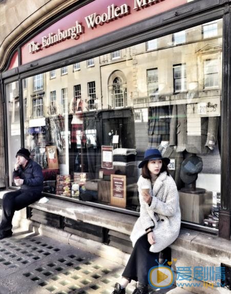 张宇菲旅游照 张宇菲高清写真_张宇菲高清剧照