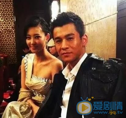 乔振宇和王丽坤在一起八年是怎么回事？乔振宇和王丽坤八年恋情是真的吗？乔振宇王丽坤分手原因？