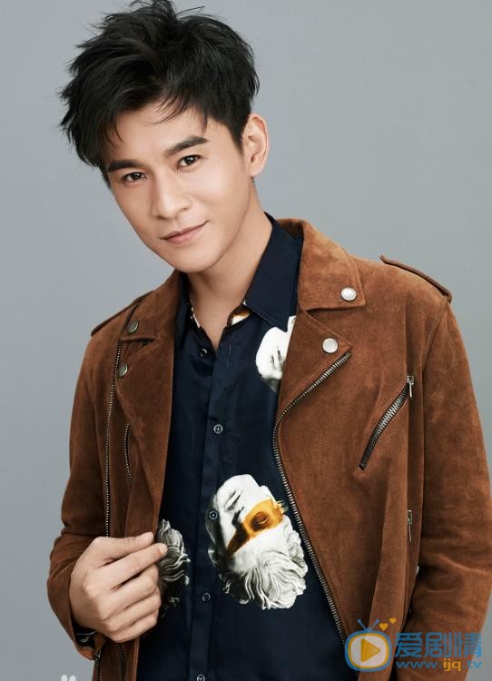 乔振宇和王丽坤在一起八年是怎么回事？乔振宇和王丽坤八年恋情是真的吗？乔振宇王丽坤分手原因？