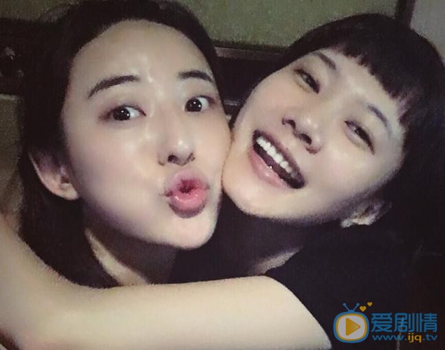 张歆莹朋友合照 张歆莹高清写真_张歆莹高清剧照