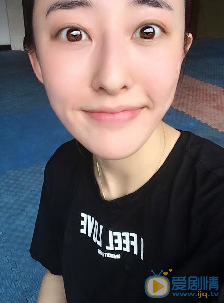 张歆莹生活照 张歆莹高清写真_张歆莹高清剧照